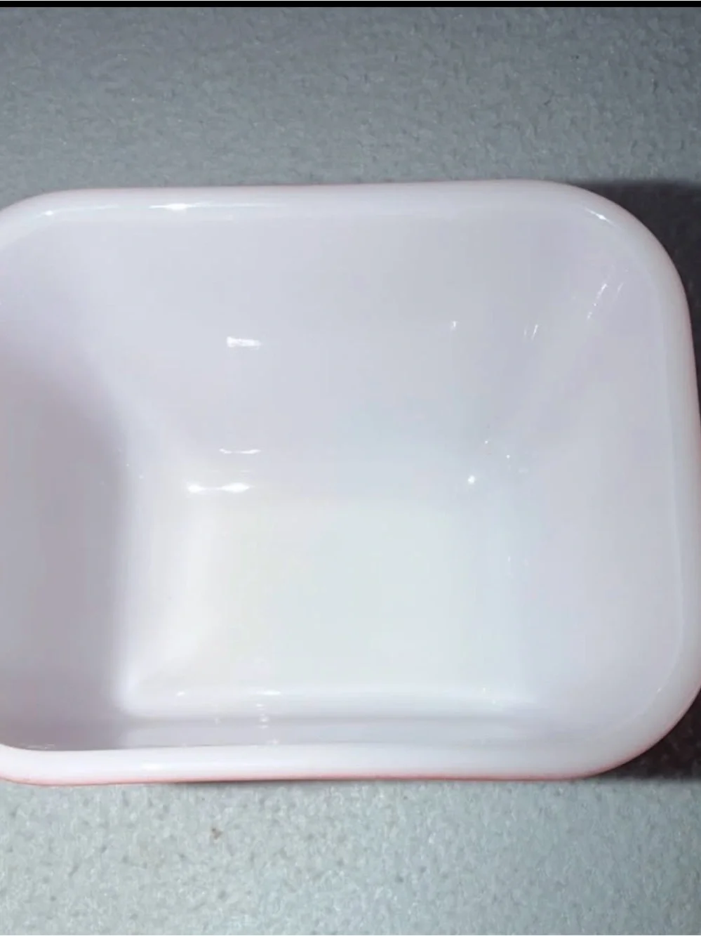 Pyrex Red Ceramic-Style Rectangular Baking Dishes (Set of 2)